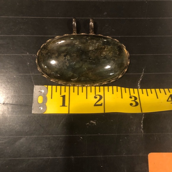 Labradorite Large Pendant - Picture 4 of 4